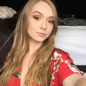 Meet your Posher, Emmy